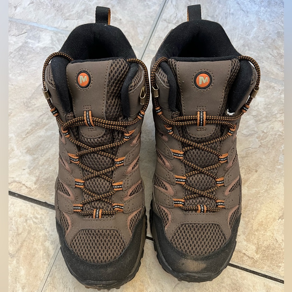 Mens Merrell Vibram boots - size 10.5